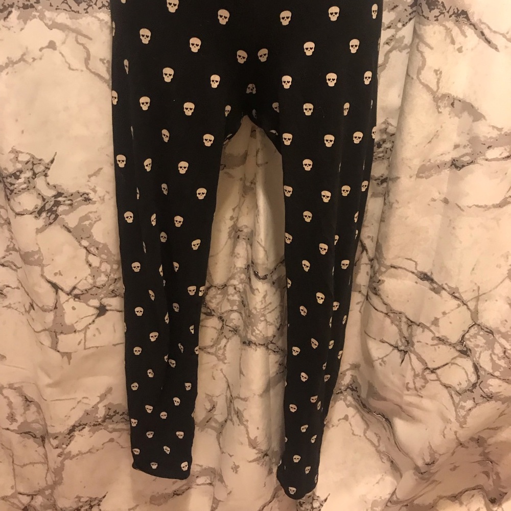 Vs skull leggings